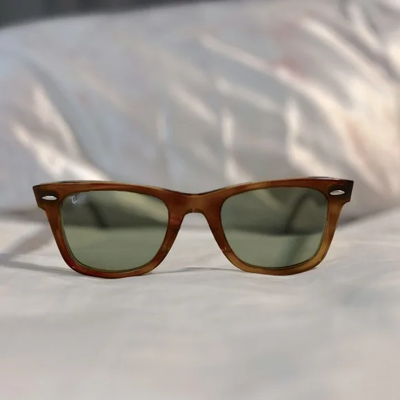 Ray-Ban | Accessories | Sold Like New Rayban Wayfarer | Poshmark display picture 1